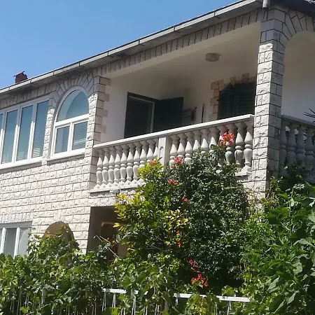 Apartman Lorena Stari Grad  Exterior photo